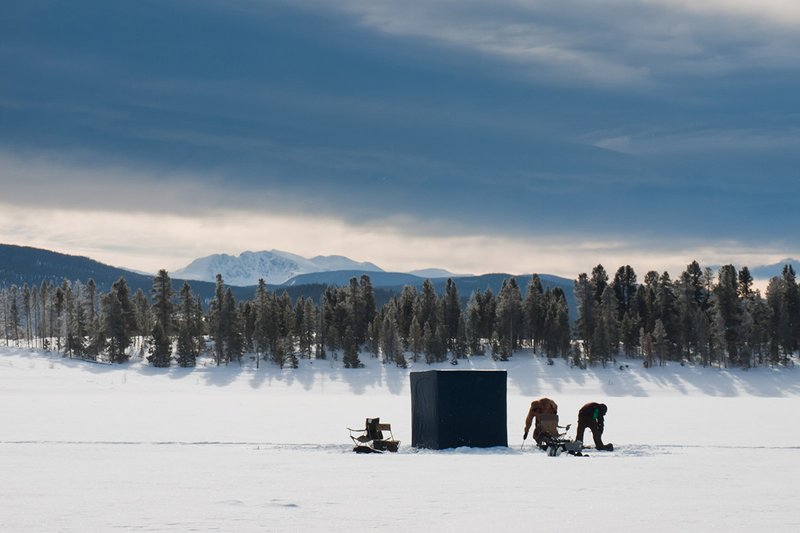 United Kigdom - ice fishing game